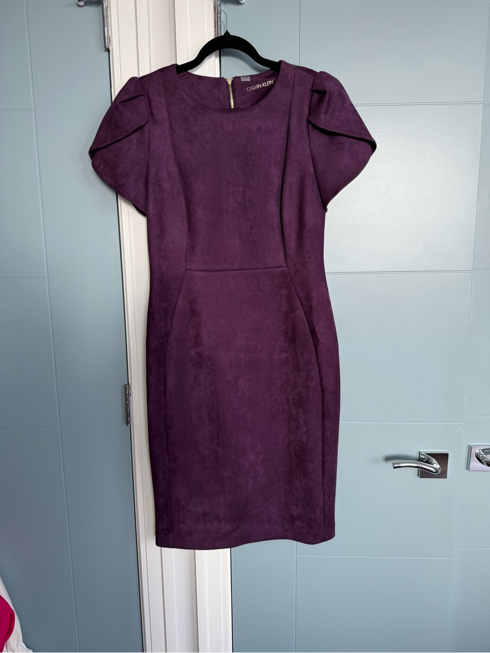 NWT Calvin Klein Plum Puff-Sleeve Sheath Dress - Size 10